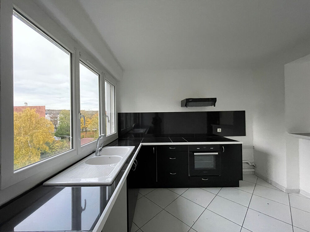 Vente Appartement Appartement Aubergenville 3 pi�ce(s) 63 m2 - 2 CHAMBRES - CAVE - BALCON Aubergenville