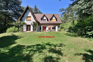  Maison à vendre 8 pièces 260 m²