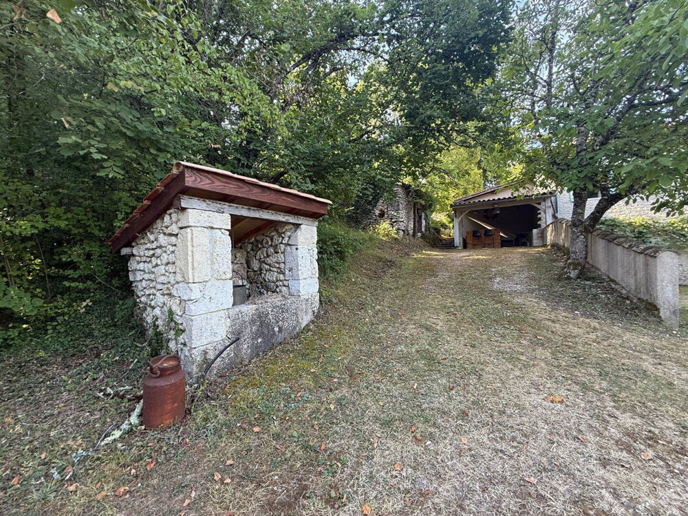 Dans la campagne de Lauzerte - Belle maison en pierre composée de deux logements, idéale pour investissement locatif ou projet m