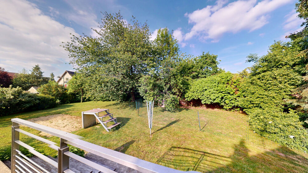 Maison 7 pièce(s) 215 m2