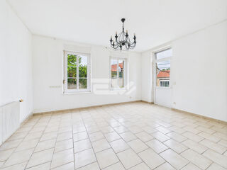  Maison  vendre 10 pices 317 m