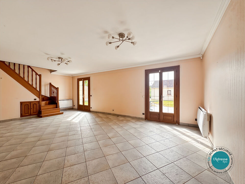 Maison familiale 6 pièces 4 chambres 115 m² à Boissise-le-Roi