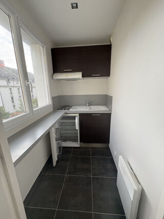  Appartement à louer 1 pièce 32 m²