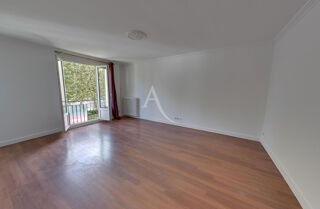  Appartement à louer 3 pièces 69 m²
