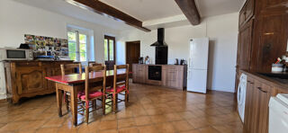  Maison à louer 10 pièces 356 m²