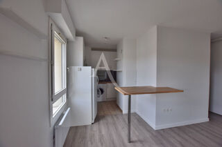 Appartement à louer 1 pièce 37 m²