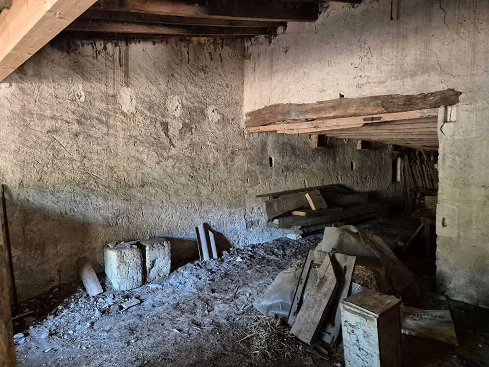 Vente Maison Grange à réhabiliter de 78m2 Eyrans
