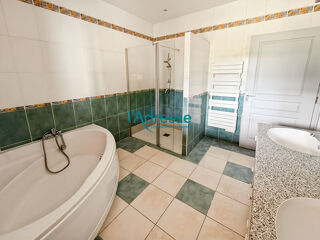  Maison à vendre 9 pièces 210 m²