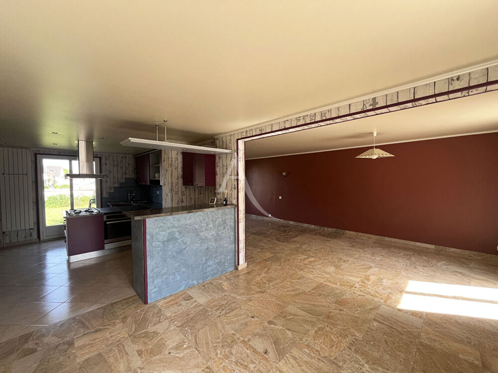 Maison familiale sur sous-sol total - Proche DOURDAN/ETAMPES/ ANGERVILLE - 7 pièces 158m2