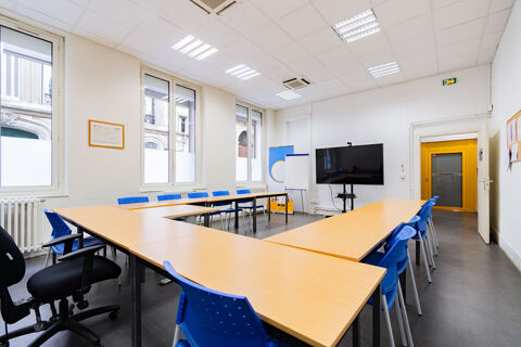   Locaux d'activité. Vente des  Murs  300m2 -13006 Marseille - 