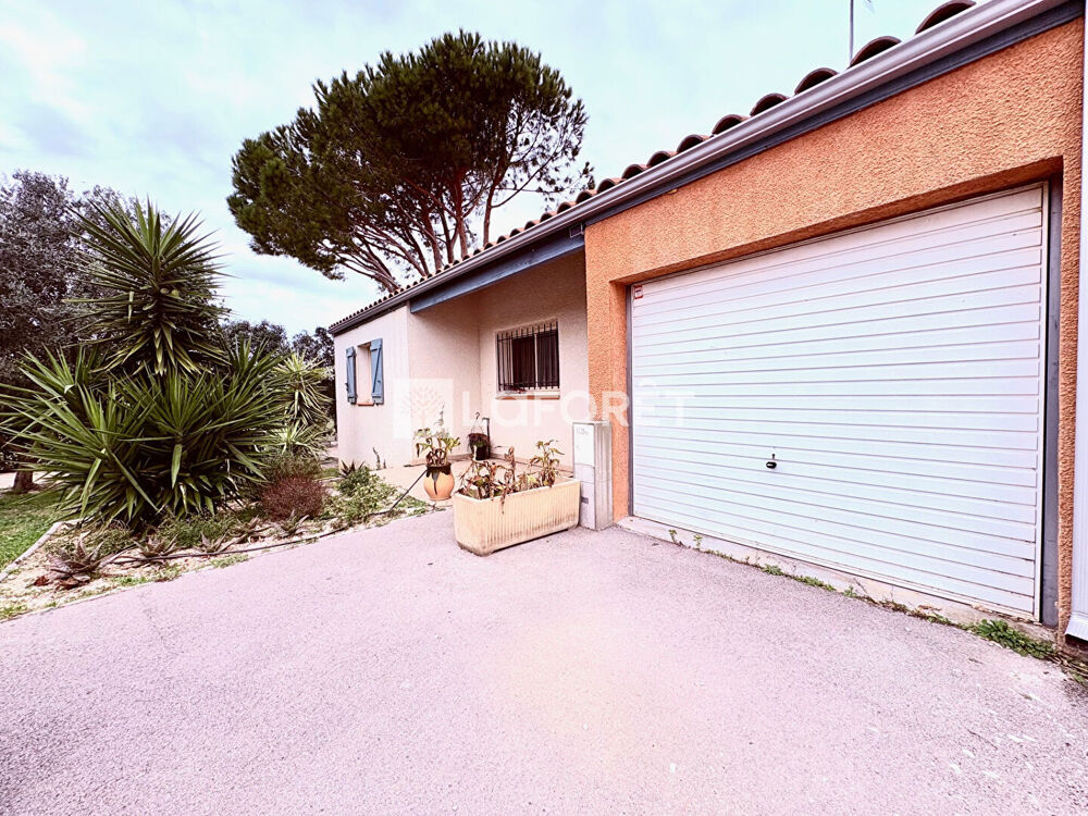 Maison 3 faces, 133m2 sur terrain piscinable 847m2. 299 000