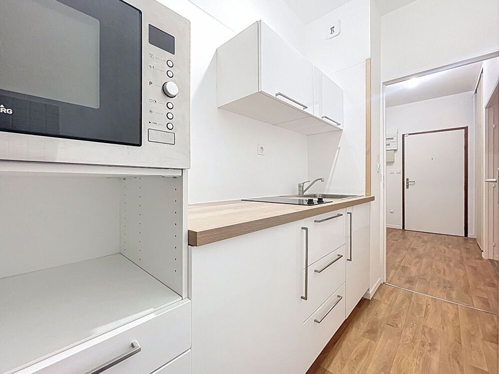 Appartement lumineux en résidence services seniors, Les Castalies