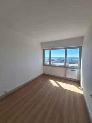  Appartement � louer 4 pi�ces 74 m�