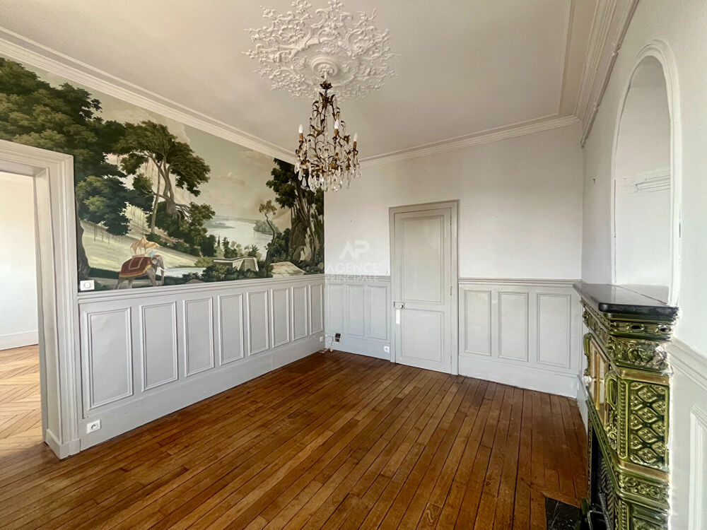 «Versailles Quartier Notre-Dame » Bel appartement familial de 105,77 m², 4 chambres, Charme de l'ancien §
