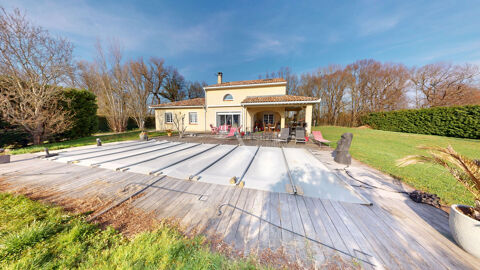   PUJAUDRAN - Villa T6 - 170m2 5 chambres avec piscine et double garage sur 4100m� Maison - 6 pi�ce(s) - 170 m�