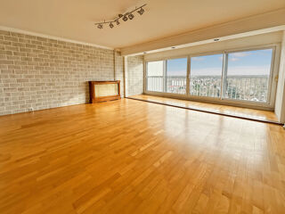 Appartement à louer 4 pièces 94 m²