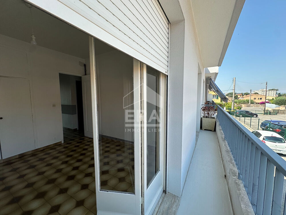 Vente Appartement 3 pièces à rénover - Dernier étage - Quartier des Bréguières - Parking et cave Cagnes sur mer