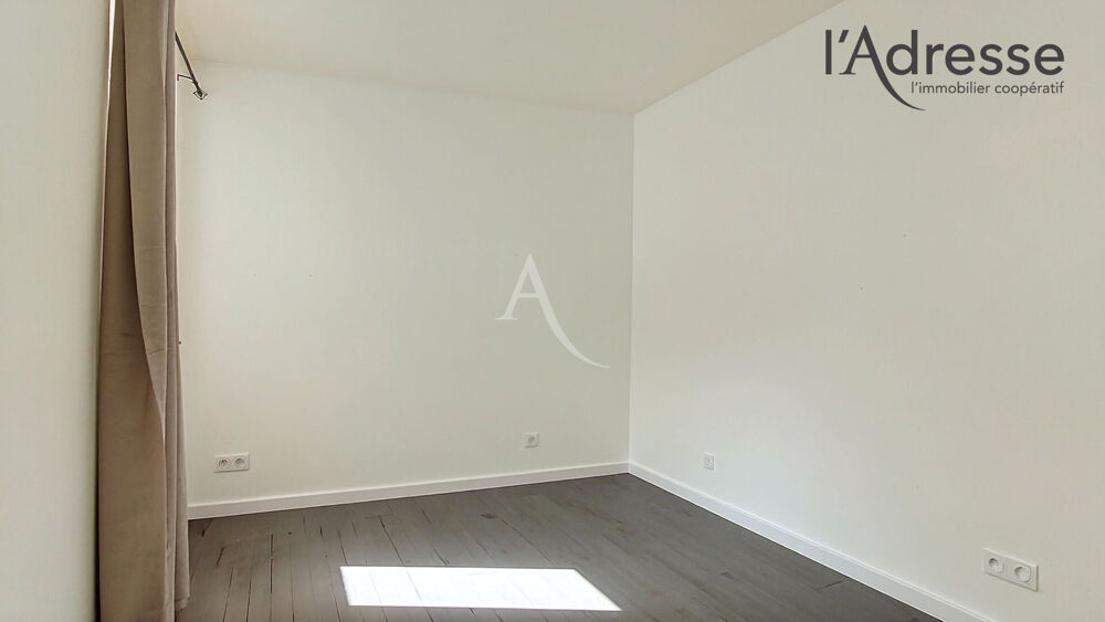 SURESNES limite centre ville PUTEAUX ; appartement souplex 3 pièces de 69 m²