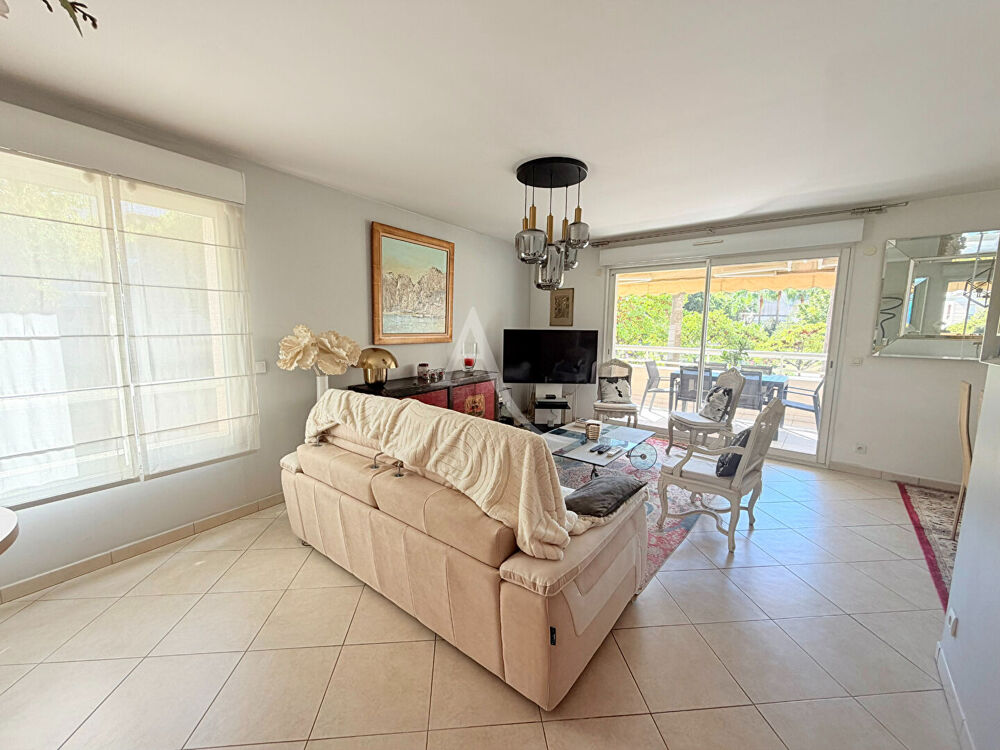 Cagnes Sur Mer Très beau 3/4 Pièces 80 m2 Belle terrasse Garage Cave