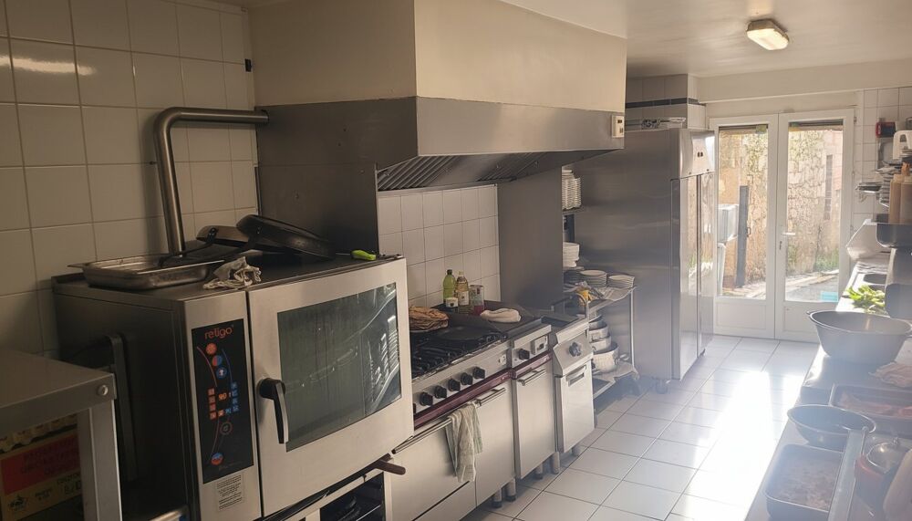 Bar - Restaurant avec logements - Emplacement central - Castelsagrat (82)