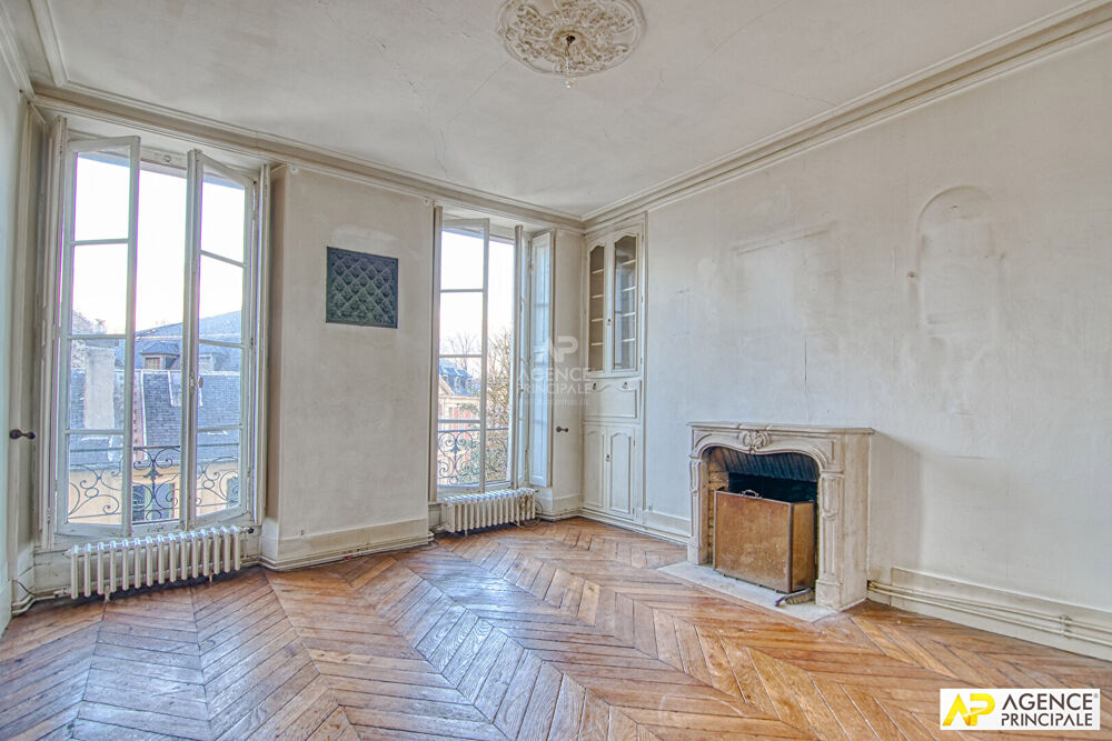 Vente Appartement Versailles Saint Louis Appartement 4 pièces 80 m² situé au 2ème étage Versailles