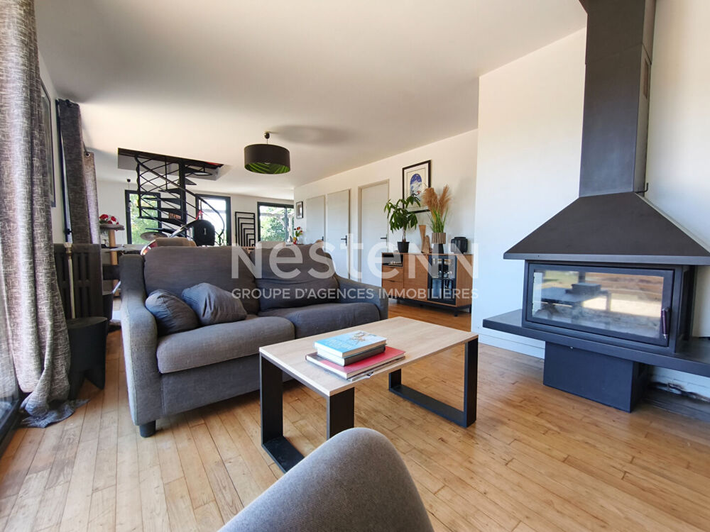 SAINT-NOLFF - Maison à vendre sur près de 2 hectares à 10 min de Vannes