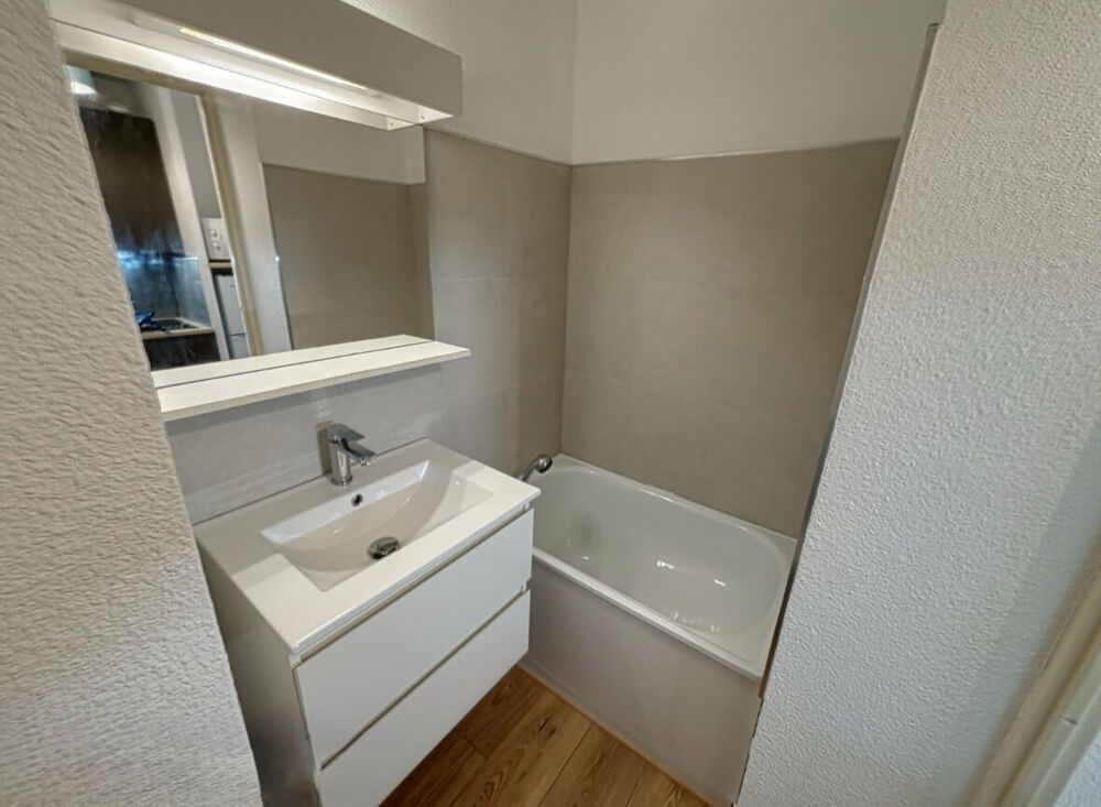 Vente Appartement Studio rénové et meublé - Lyon  7 - Résidence étudiante sécurisée Lyon 7