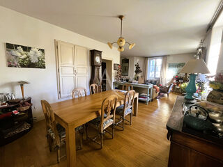  Villa � vendre 15 + pi�ces 398 m�