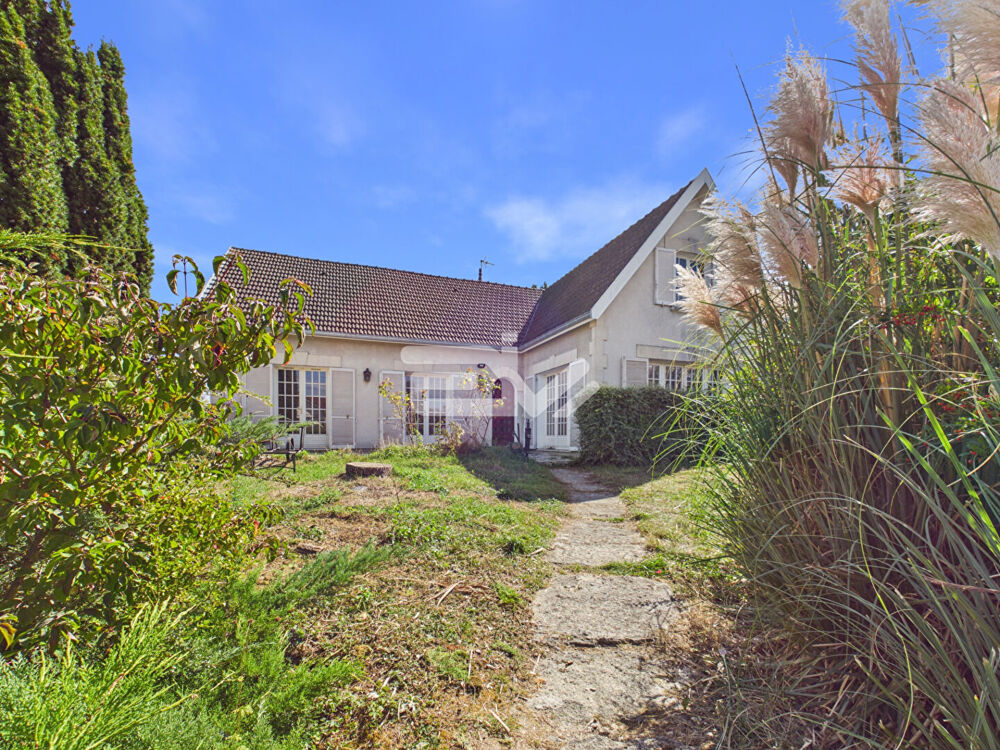 Vente Maison Pavillon d'architecte de plain pied - Sous-sol complet - proche commerces et gare Muizon