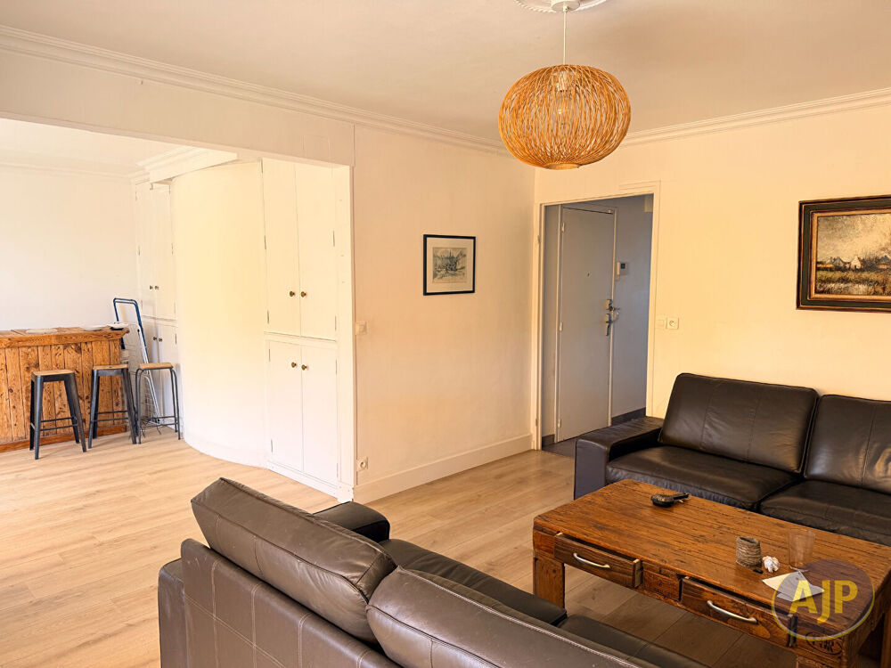DERNIER ETAGE 3 CH ST HERBLAIN