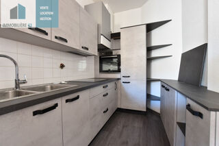  Appartement à louer 4 pièces 84 m²