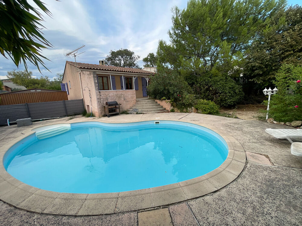 Location Maison Maison de plain-pied de 80 m² avec piscine - La Fare les oliviers La fare les oliviers