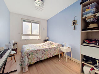  Appartement à louer 3 pièces 65 m²