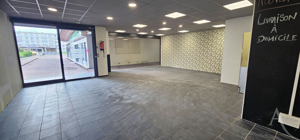   Local commercial  de 247m2( dont 87m2 de réserve) Caen