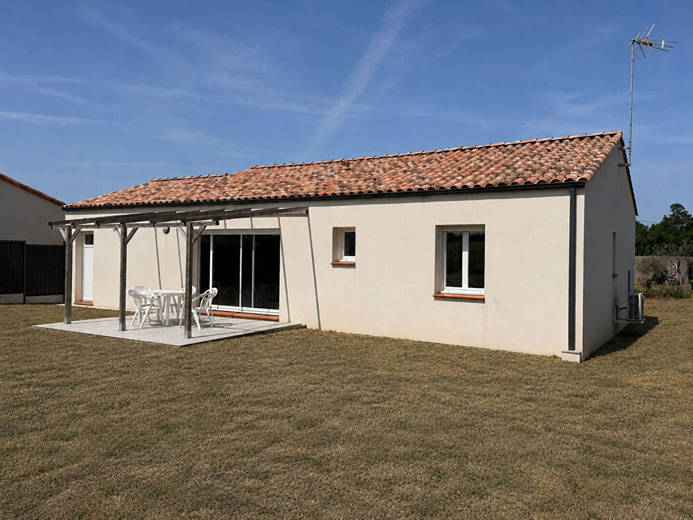 Vente Maison Maison de 2013 à St Maixent sur Vie 3 chambres et garage Saint maixent sur vie