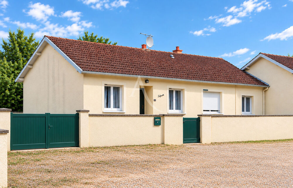 Vente Maison Maison de plain-pied entièrement rénovée sur terrain clos de 500 m² Les roches premaries