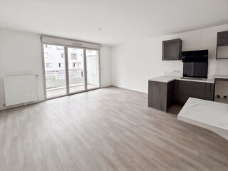  Appartement à louer 2 pièces 43 m²