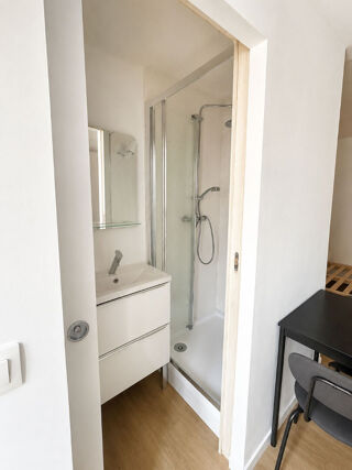 Appartement à louer 1 pièce 17 m²