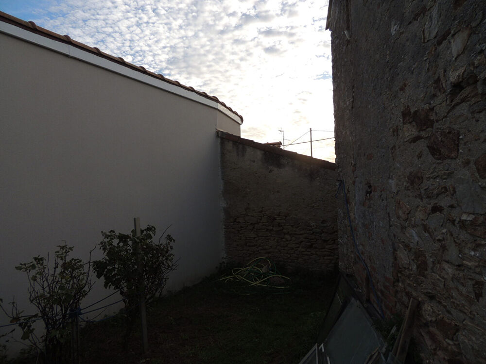 Vente Maison Maison a r�nover Chaumes En Retz 2 pi�ce(s) 39 m2 + Garage Chaumes en retz