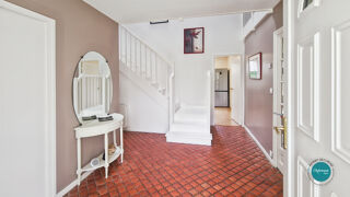  Maison � vendre 9 pi�ces 220 m�