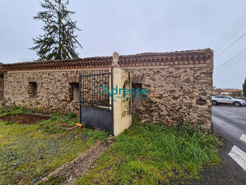 Garage en pierres de 60 m²