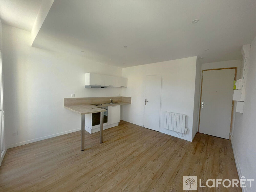 Location Appartement Studio � louer  Prades centre-ville 18 m� Prades