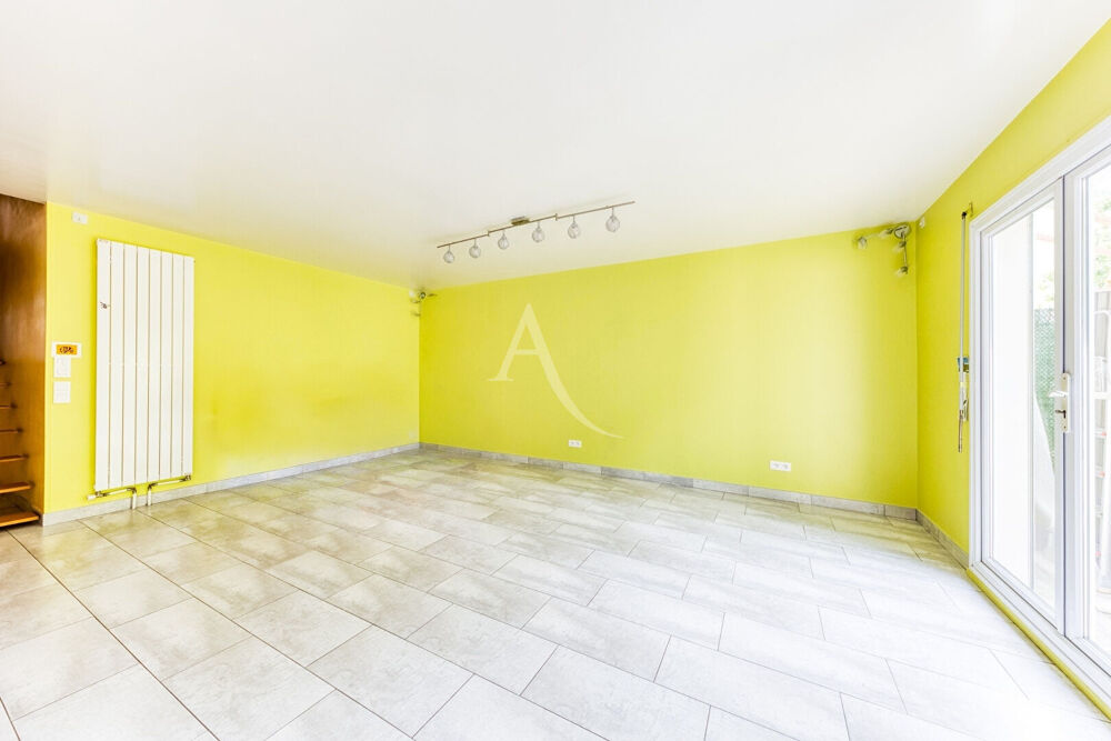 Vente Maison Maison  5 pièce(s) 98 m2 Noisiel