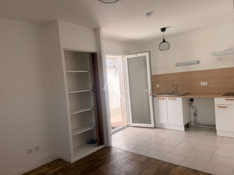   Appartement Rochefort 1 pièce(s) 23.62 m2 Appartement - 1 pièce(s) - 24 m²