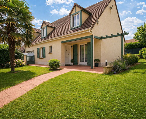   Maison familiale avec piscine - Village de charme aux portes du Vexin Maison - 7 pi�ce(s) - 140 m�