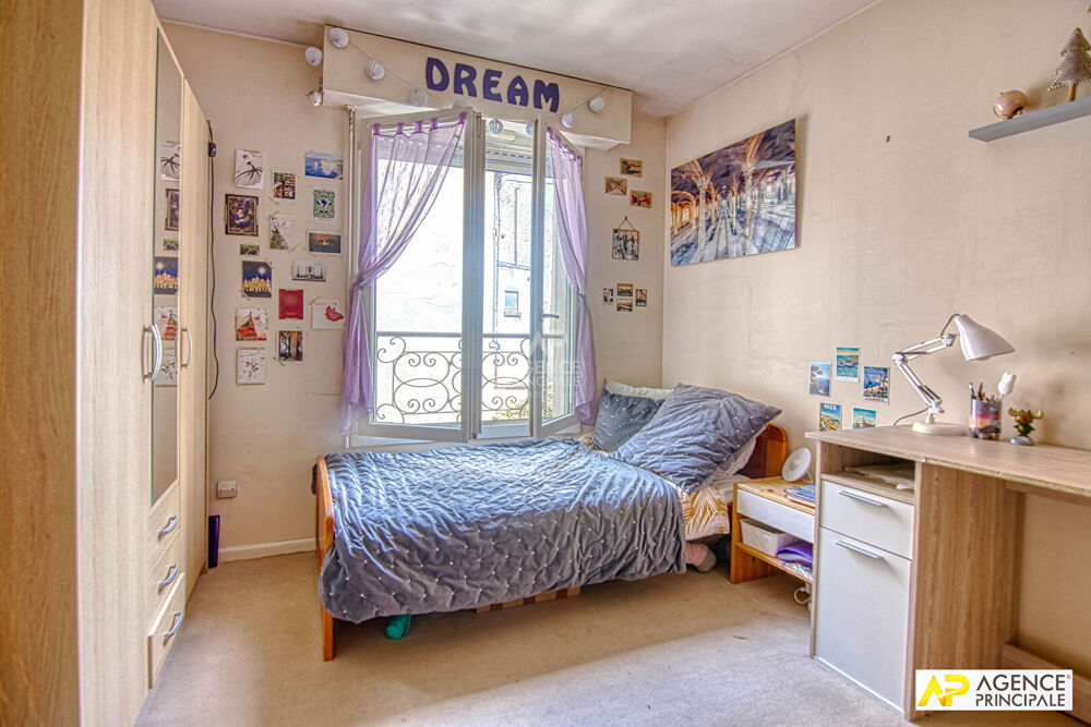 � vendre  Appartement Versailles (78000)