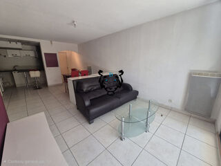 Vente Appartement FREJUS - 2 pièces -parking et cave Frejus