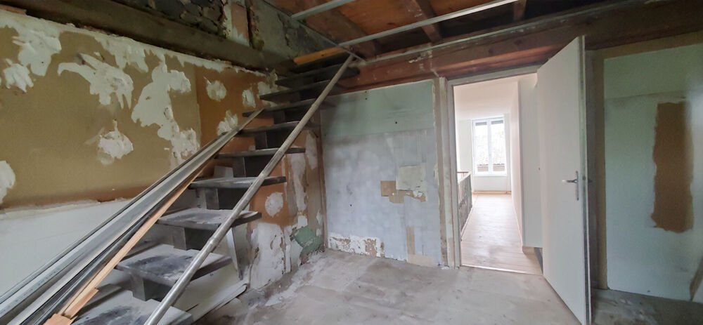 plateau à rénover 120 m²