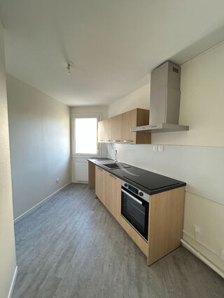  Appartement � louer 3 pi�ces 79 m�
