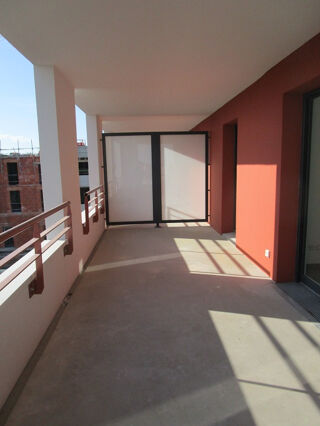  Appartement à louer 3 pièces 63 m²